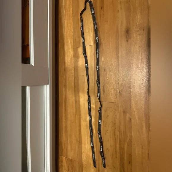 Authentic Hermes gift ribbon - Picture 2 of 3